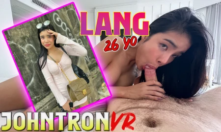 Thumbnail video 'Super Hot Thai Milf Wants It All In Her Face'
