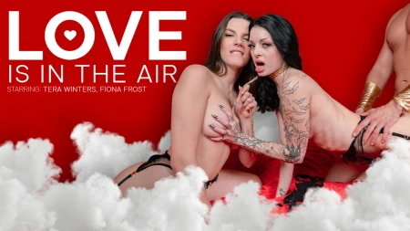 Thumbnail video 'Love Is In The Air'