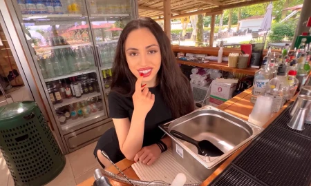 Thumbnail video 'Naughty Bartender Isabella Fucks With Black Customer'