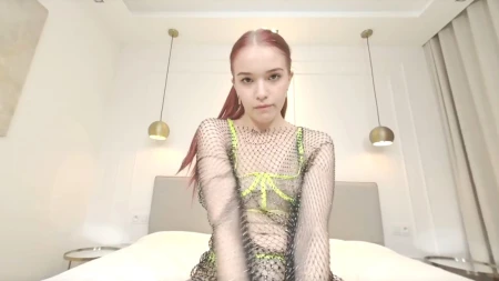 Thumbnail video 'Wikki striptease - slow, seductive, and all yours'