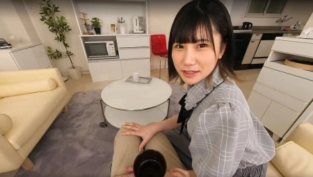 Thumbnail video 'I Am Used By A Younger Lady Who Attends The Same University As Me - Yui Kawamura P1'