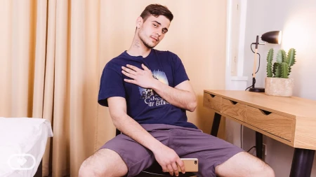 Thumbnail video 'Run and Cum'