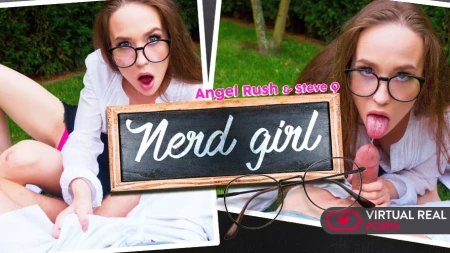 Thumbnail video 'Nerd girl'