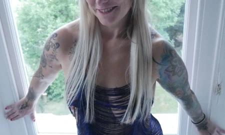 Thumbnail video 'Kora Bell Meets Andi James'