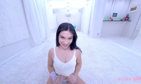 Thumbnail video 'Super Hot 18+ Teen Delilah Dagger Strips For You'