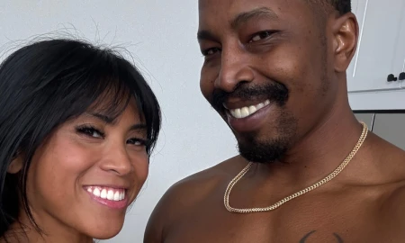 Thumbnail video 'Ember Snow Comes Over For An Oiled Up Massage'