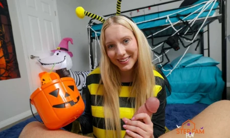 Thumbnail video 'Step Sis Wants More Than Just Candy - Kallie Taylor'