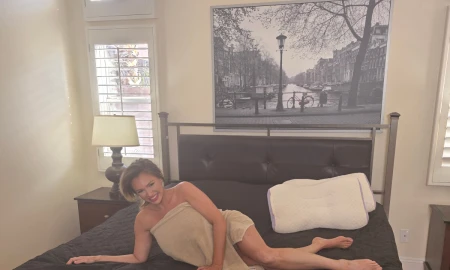 Thumbnail video 'Spy Cam w/ Charli Phoenix'