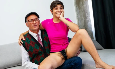 Thumbnail video 'Hairy Bush 19 Years Old Teen First Time Anal With A Senior'