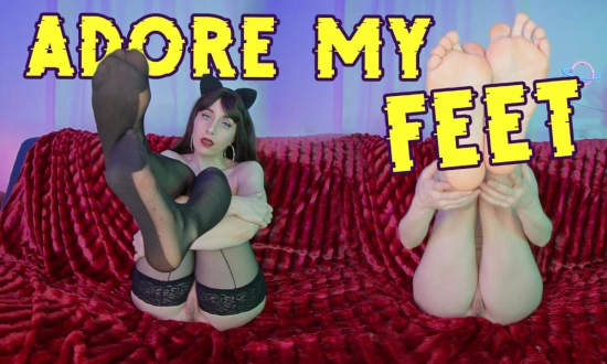 Thumbnail video 'Cum All Over My Feet'