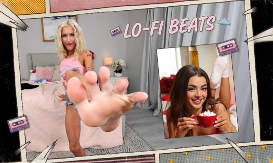 Thumbnail video 'Lo-Fi Beats With Nikki Nicole And Emma Rosie And Megan Mistakes (VR Porn Music Mix by Fap Vr)'