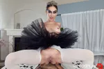 Black Swan A XXX Parody – Image 1