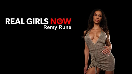 Thumbnail video 'Remy Rune shows off her sweet, wet pussy'
