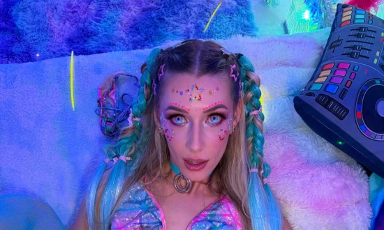 Thumbnail video 'Emily Jade Rides Cowgirl As Her Iridescent Outfit Shimmers Under Neon!'
