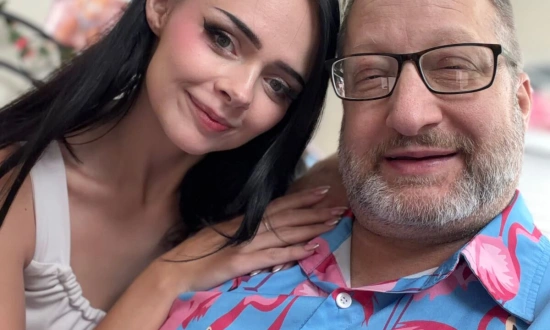 Thumbnail video 'Tad Pole Fucks Adorable Newbie Bree Sky'
