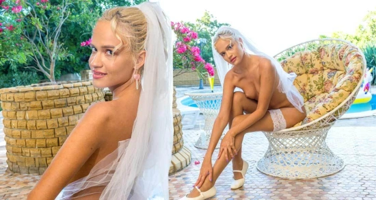 Thumbnail video 'Here Cums The Bride'