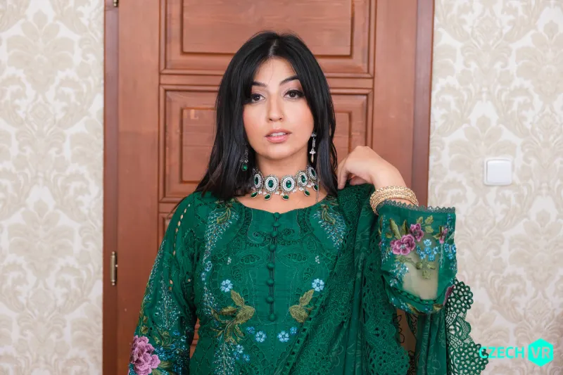 Pakistani Wife Loves Foreskin