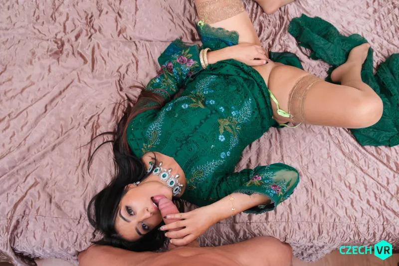 Pakistani Wife Loves Foreskin
