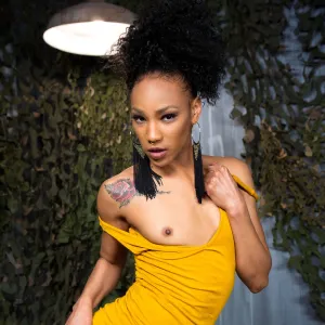 Nikki Darlings Avatar picture