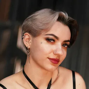 Rina Rinas Avatar picture