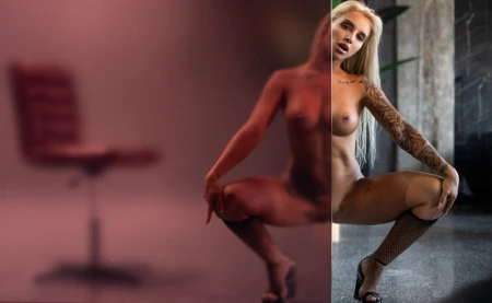 Thumbnail video 'Fast Blondes and Good Times'