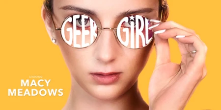 Thumbnail video 'Geek Girl'