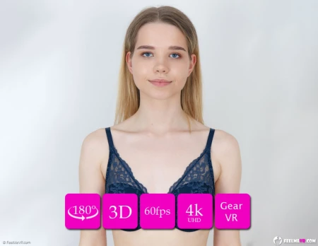 Thumbnail video 'VR180 Юная Juna Real 18 лет с идеальной грудью позирует топлес на кастинге'