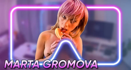 Thumbnail video 'Playful Blonde: Unveiling the Mystery'