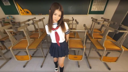 Thumbnail video 'Nagase-San, The Master Of Teasing P1'